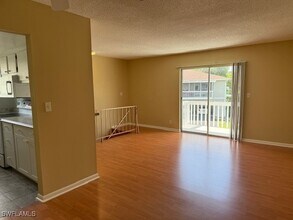 3291 Royal Canadian Trace in Ft. Myers, FL - Building Photo - Building Photo