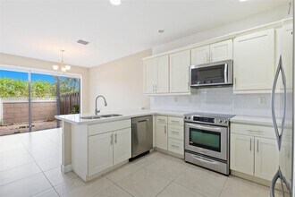 10429 NW 61 Ln. in Doral, FL - Building Photo - Building Photo