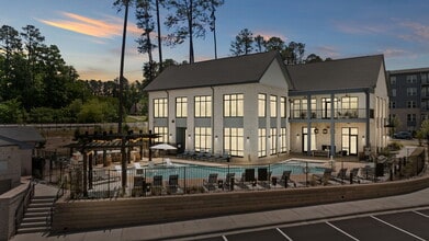 Alta Ivy in Cary, NC - Building Photo - Building Photo