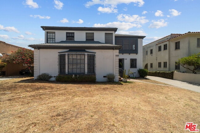 1558-1558 S Genesee Ave in Los Angeles, CA - Building Photo - Building Photo