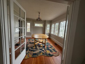 9633 NW St Helens Rd in Portland, OR - Foto de edificio - Building Photo