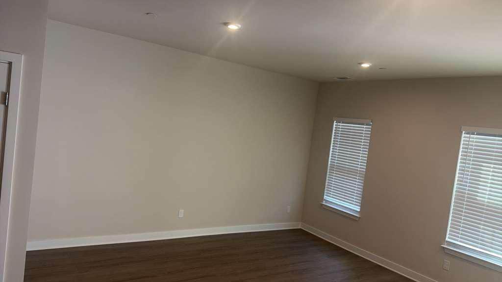 1081 Mountain Vw Dr in Thompson's Station, TN - Foto de edificio