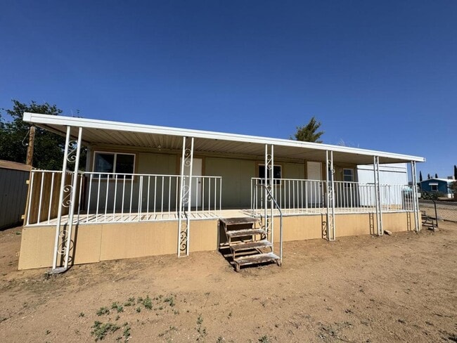 1230 E Suffock Ave in Kingman, AZ - Building Photo - Building Photo