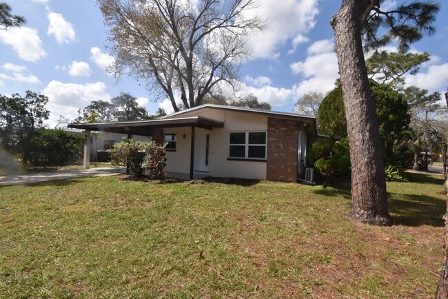 property at 508 N Jupiter Ave