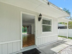 1911 SE 14th Ave in Gainesville, FL - Building Photo - Building Photo