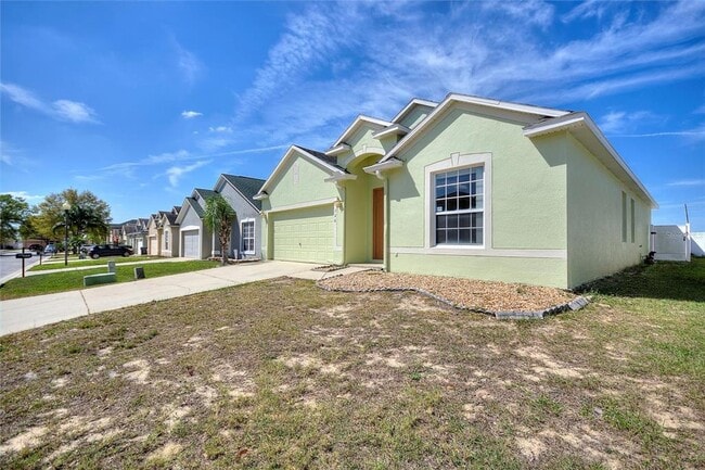 326 Cotswold Cir in Davenport, FL - Building Photo - Building Photo