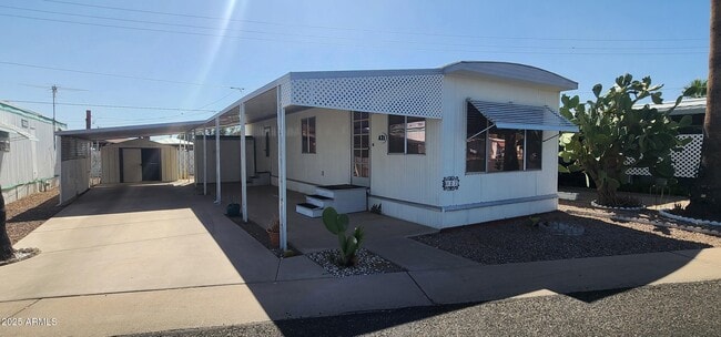 44 S Hawes Rd in Mesa, AZ - Building Photo - Building Photo