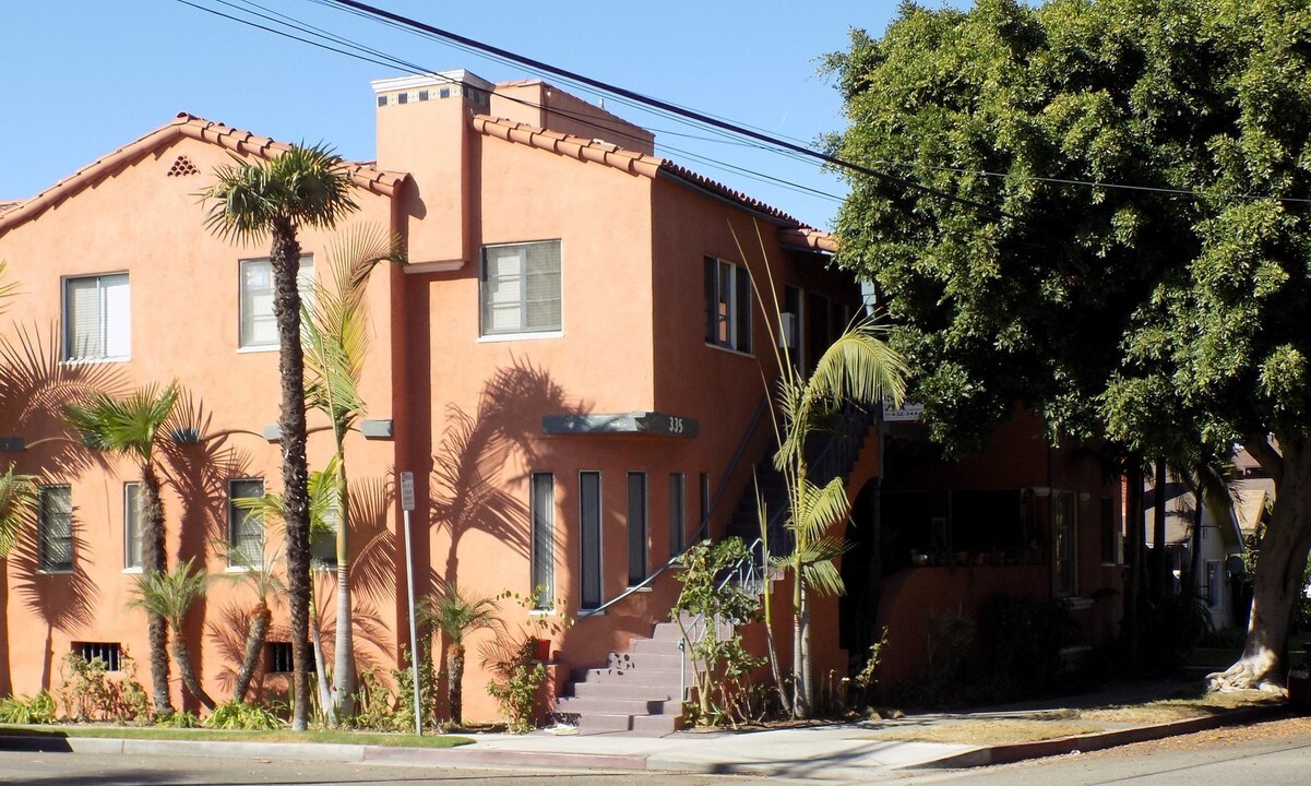 2217 E Bermuda St in Long Beach, CA - Building Photo