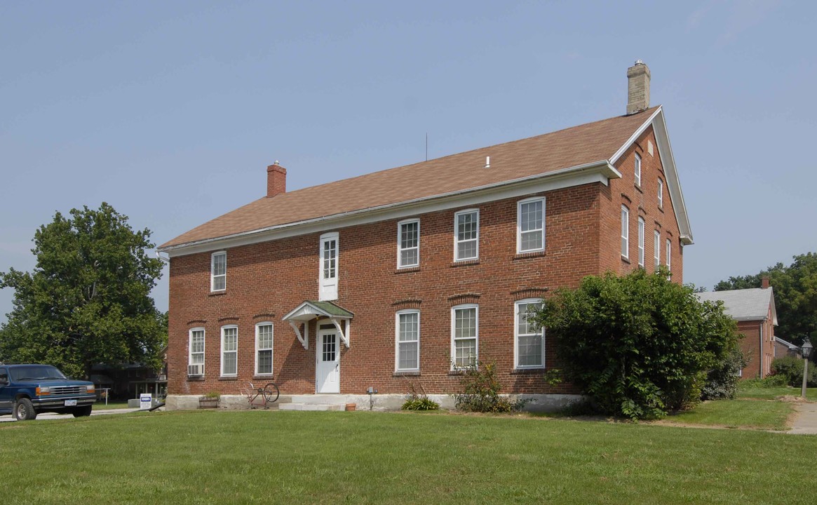 1123 26th Ave in Middle Amana, IA - Building Photo