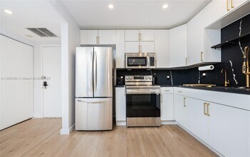 600 Three Islands Boulevard in Hallandale Beach, FL - Building Photo - Building Photo