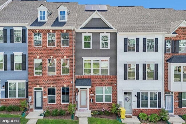 property at 158 Woodgate Cir