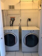 8970 W Flagler St in Miami, FL - Building Photo - Building Photo