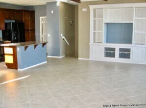 1104 Calabria St in Santee, CA - Foto de edificio - Building Photo