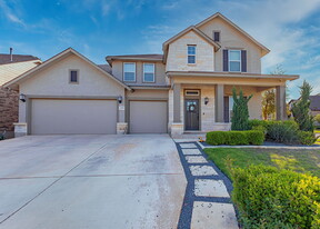 395 Moncolva St in New Braunfels, TX - Building Photo