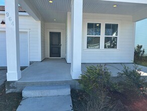 964 Longleaf Dr in Richmond Hill, GA - Building Photo - Building Photo