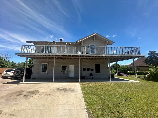 property at 431 E 8th St