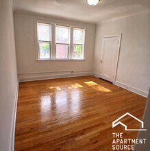 4808 W Barry Ave in Chicago, IL - Foto de edificio - Building Photo