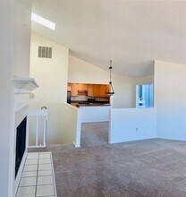 635 SE Linn St in Portland, OR - Building Photo - Building Photo