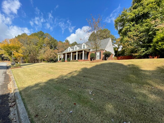 3 Valley Brook Dr in Rome, GA - Foto de edificio - Building Photo