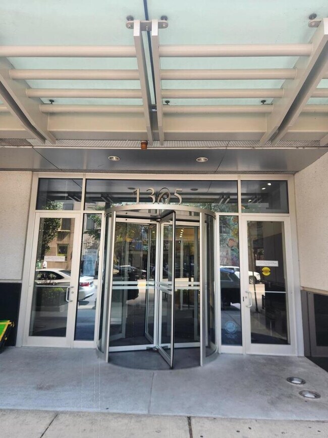 1305 S Michigan Ave in Chicago, IL - Building Photo - Building Photo