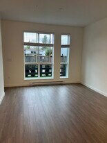 15733 85 Av in Surrey, BC - Building Photo