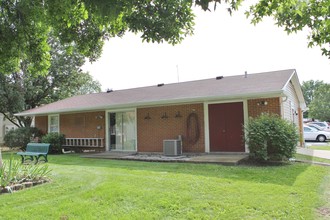 Wentzville Senior Housing in Wentzville, MO - Building Photo - Building Photo