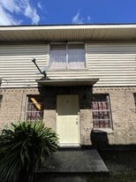 2429 Alex Kornman Blvd in Harvey, LA - Building Photo