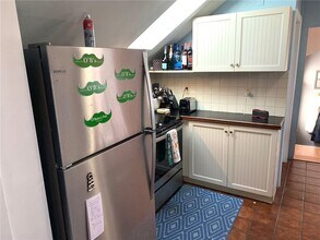 21 Pope St in Newport, RI - Building Photo - Building Photo