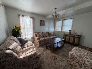 91 Grand Ave, Unit 2nd Fl in Johnson City, NY - Foto de edificio - Building Photo