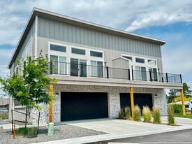 226 Miller Ln in Cheyenne, WY - Building Photo