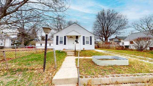 property at 1040 E Gates St