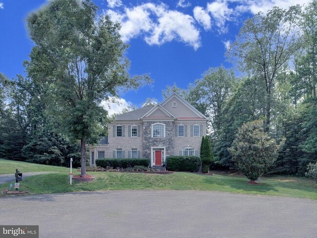 property at 9205 Frst Grns Dr