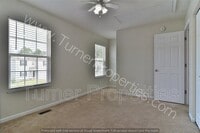 128 Cascade Dr photo'