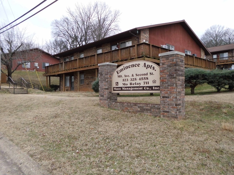 Eminence Apartments in Eminence, MO - Building Photo