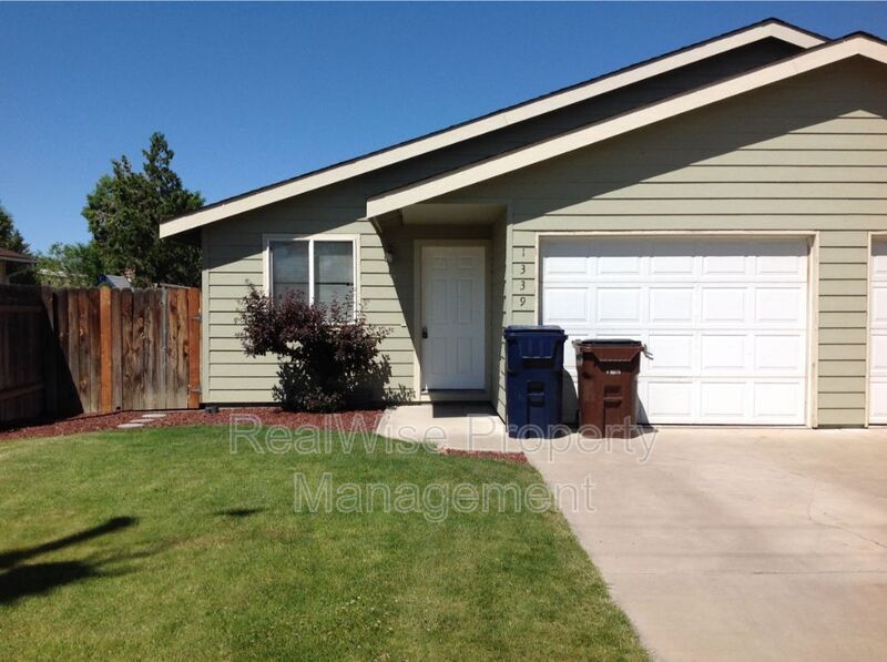 1339 SW 16th St in Redmond, OR - Building Photo