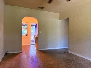 620 NE 12th Ave in Boynton Beach, FL - Foto de edificio - Building Photo