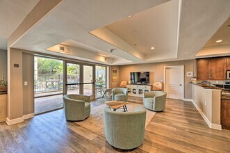 1016 Costa Pacifica Way, Unit ID1383711P in Oceanside, CA - Foto de edificio - Building Photo