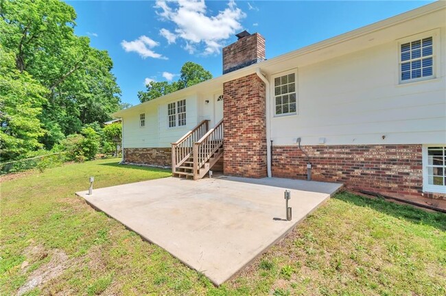 4325 Keenan Ct NE in Roswell, GA - Foto de edificio - Building Photo