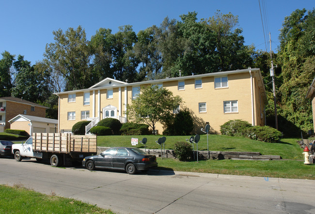 5800 S 14th St in Omaha, NE - Building Photo - Building Photo