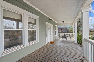 1412 Allene Ave SW in Atlanta, GA - Foto de edificio - Building Photo