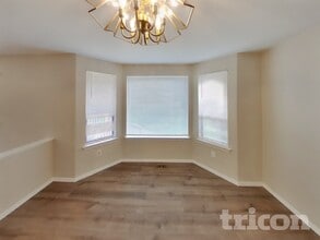 5721 Arrow Ct NE in Olympia, WA - Foto de edificio - Building Photo