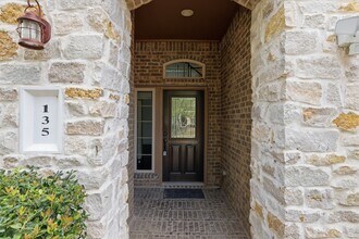 135 Deerfield Meadow Dr in Conroe, TX - Building Photo - Building Photo