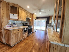 22425 Brent Rd in Red Bluff, CA - Foto de edificio - Building Photo