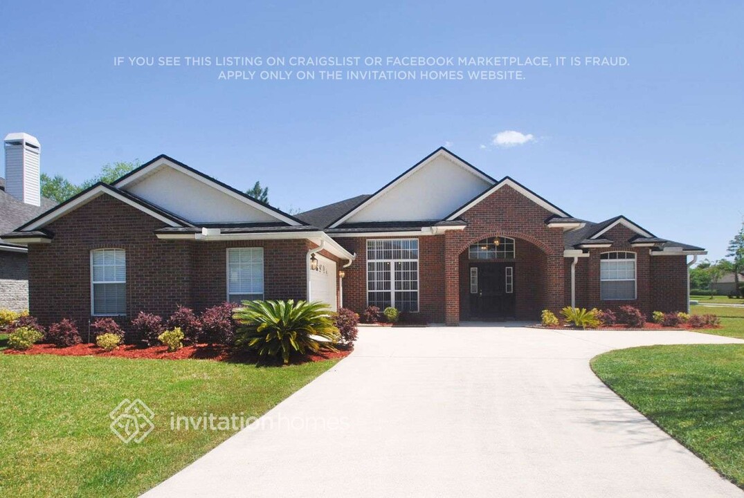 2383 Carolina Cherry Ct in Orange Park, FL - Building Photo
