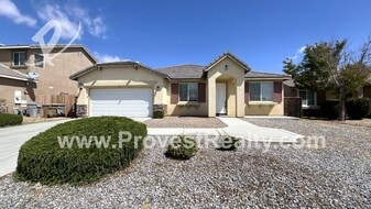 14456 Welsh Ct in Hesperia, CA - Building Photo