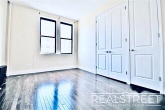 1589 President St in Brooklyn, NY - Building Photo - Floor Plan