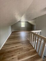 739 Martin Rd in Waterloo, IA - Building Photo