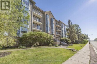 85 Wellington St W in Aurora, ON - Building Photo - Building Photo