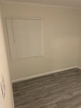 6402 W 86th Plz, Unit 6402 in Los Angeles, CA - Building Photo - Building Photo