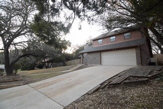 820 Cedar Ridge Dr in Harker Heights, TX - Building Photo - Building Photo
